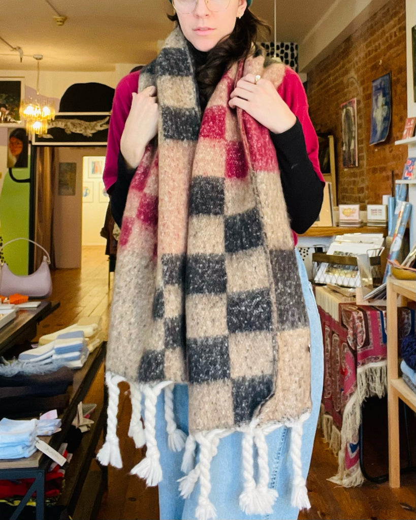 Checkerboard Blanket Scarf - Hyperbole